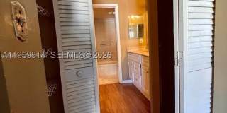 3300 Spanish Moss Ter Gallery 19