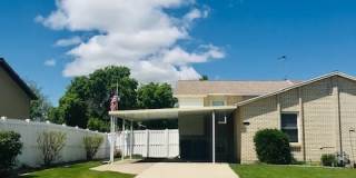 Beautiful Riverdale twin home available for rent Gallery 1