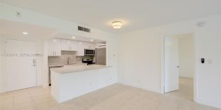 200 LAKEVIEW DR Gallery 1