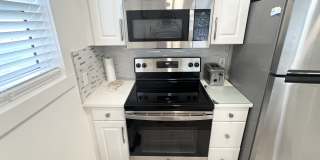 7813 North Lagoon Drive Gallery 14