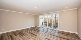 3-Bedroom, 2.5 Bath Townhome for Rent in Mooresville, NC | Attached 2-Car Garage & Modern Kitchen Gallery 7