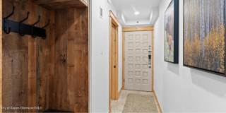 400 Wood Road Gallery 5