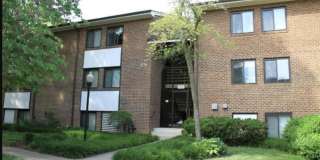 1441 NORTHGATE Square Gallery 1