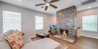 811 W Kings Gallery 10