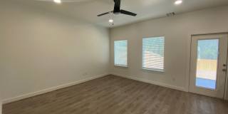 3 Bed 2.5 Bath Duplex Includes Office Space  North OKC Gallery 6