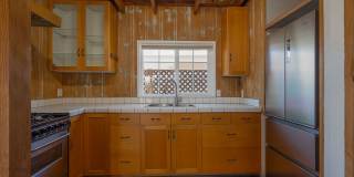 Charming 1BR Beach Cottage in Hollywood by the Sea – Private Yard & Walk to the Sand Charming 1BR Beach Cottage in Hollywood by the Sea – Private Yard & Walk to the Sand Gallery 11