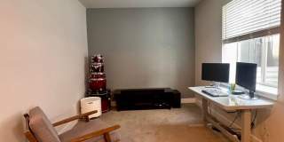 LUXURY 4 Bedroom home in NORTHGATE with Mountain Views Gallery 41