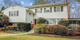 7202 HEIGHTS Court Gallery 1