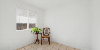 823 E Carol Avenue Gallery 17