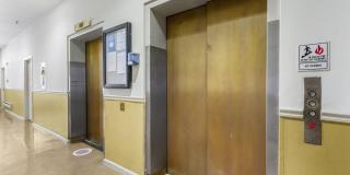 1601 SPRING GARDEN Street Gallery 17