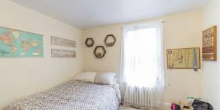 Gorgeous 3-Bedroom Townhouse in Washington Square West! Available mid-July! Gallery 20