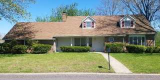 302 Salem Drive Gallery 1