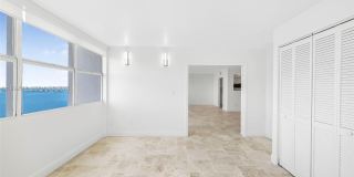 1420 Brickell Bay Dr Gallery 21