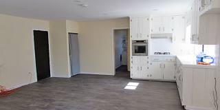 2BR w/ In-Unit Laundry, Fireplance & A/C in Yucaipa Gallery 6