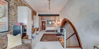 Luxury Furnished River View Condo in the Heart of Downtown Wilmington Gallery 17