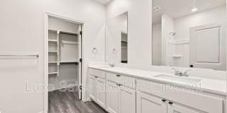 10912 Oak Hollow Drive Gallery 18