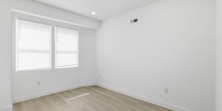 1011 W ORLEANS Street Gallery 12