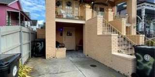 3423 IBERVILLE Street Gallery 1