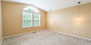 This Beautiful Updated Lake Oswego Home in a Spectacular Setting in the Heart of Lake Oswego is Coming Soon! Gallery 20