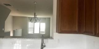 Room in 3 Bedroom Townhome at Dove Cottage Ln Gallery 11