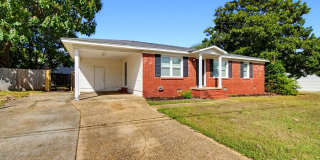 4-Bedroom/2-Bath House - AVAILABLE NOW! 4-Bedroom/2-Bath House - AVAILABLE NOW! Gallery 1