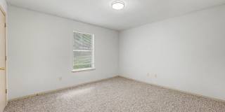 Cozy 2-Bedroom, 1-Bathroom Townhouse with Washer/Dryer in a Quiet, Relaxing Setting Gallery 18