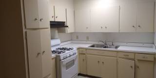 COZY DUPLEX, NEAR SHOPPING & 281! Gallery 21
