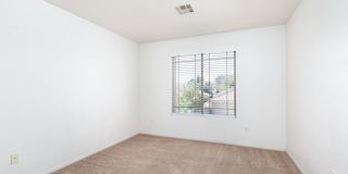 Great 5 Bedroom Home in Summerlin Gallery 36