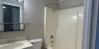 Candlelite Apartments Gallery 88
