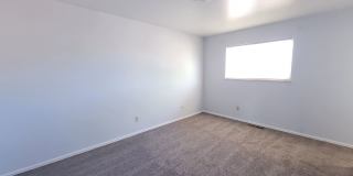 4075 Harbor Place Gallery 1