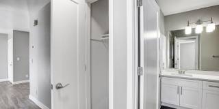 The Henley Apartment Homes Gallery 33