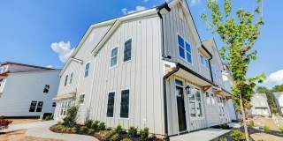 New Classically designed Duet style homes for Rent in Charlotte Gallery 6