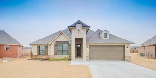 Beautifully maintained, single-story home nestled in the desirable Quail Creek Villas community! Gallery 1