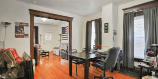 4 or 5 Bedroom Right off of High St - OSU Campus Gallery 5