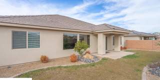Beautiful 4 Bedroom Home Gallery 34