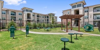 Sadler House Luxury Apartment Homes Gallery 45
