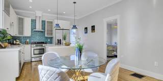 Wonderful House with Huge Deck in an Amazing Location Gallery 22