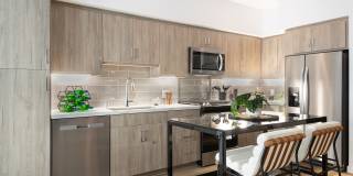 Belle on Bev Belle on Bev Gallery 17