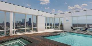 Pierce Boston Gallery 19