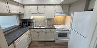 315-507 N. Spruce St-1BR/1.5BA-Downtown APT!!! Gallery 6