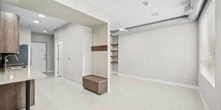 The Maxwell Downtown Des Moines Gallery 2