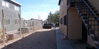 2 Bedroom 1 Bath Upstairs Unit - Move in Ready Gallery 6