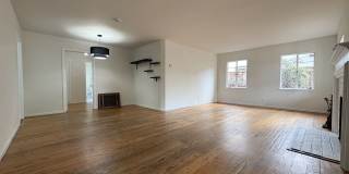 Charming 3-Bedroom Home on Embarcadero Road Gallery 7