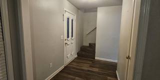 211 Plantation Road Gallery 78