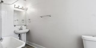 Restored Victorian Duplex | 3BR/2BA in Downtown Savannah Near Forsyth Park Gallery 24