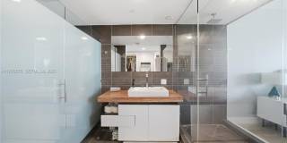 2155 Washington Ct Gallery 23