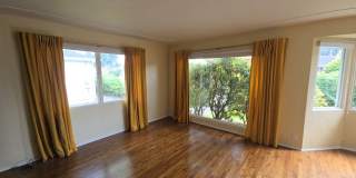 3BD/2BA Eureka home is close to Sequoia Park, boasts infrared sauna! Gallery 11