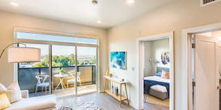 Pierpont By Urbana Gallery 39
