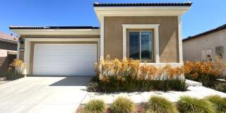 2 bed, 2 bath located in Corona, CA! (55+ ONLY) Gallery 1