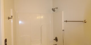211 Martin Road Gallery 24